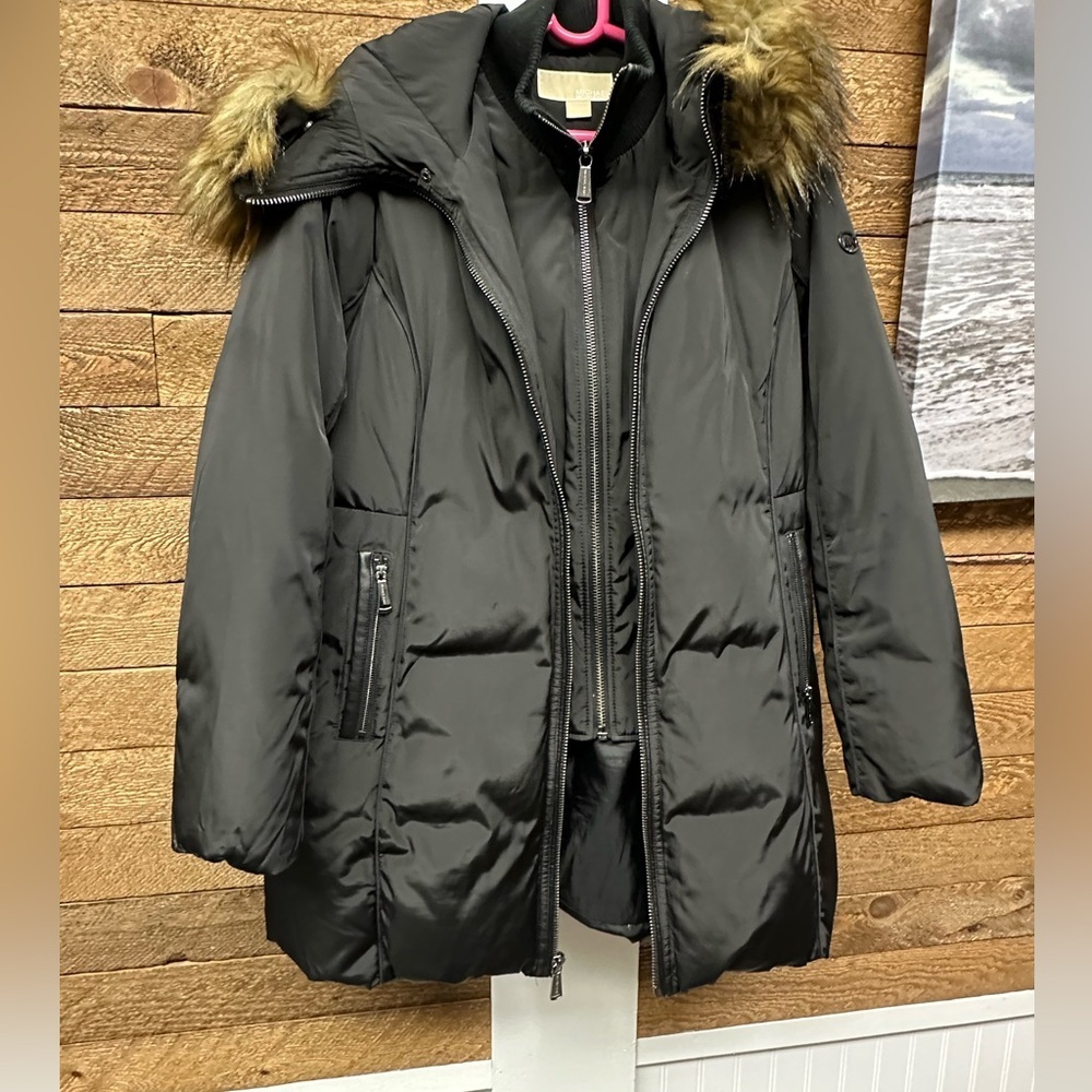 Michael Michael Kors Black Down Puffer Coat with Faux Fur Hood (Size XL) - Picture 2 of 7